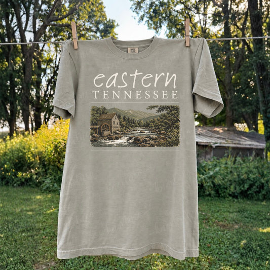 Eastern Tennessee Mountain Unisex Shirt in Small to 3X | Comfort Colors T-Shirt or Gildan Sweatshirt | Smoky Mountain Tennessee Graphic Tee